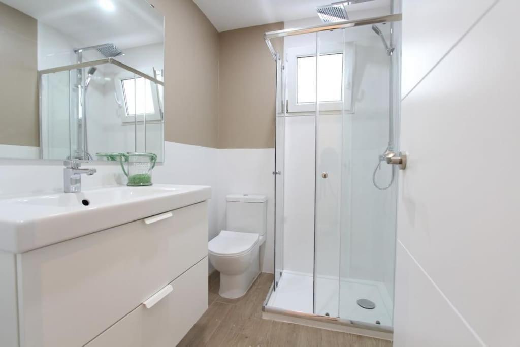 Apartamento Cuarzo Sevilla Kültér fotó
